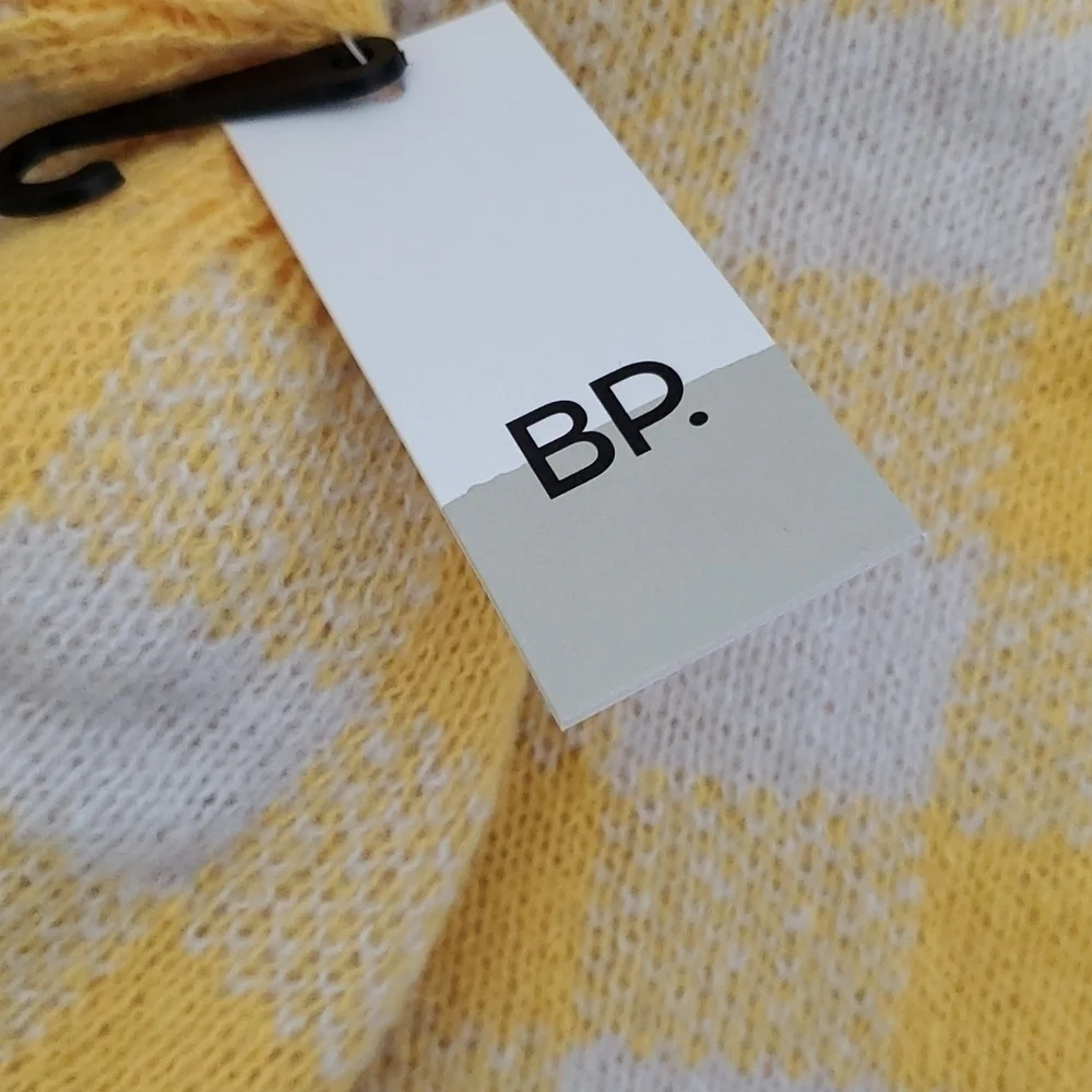 BP Yellow/White Checkered Pocket Scarf and Hat Set NWT